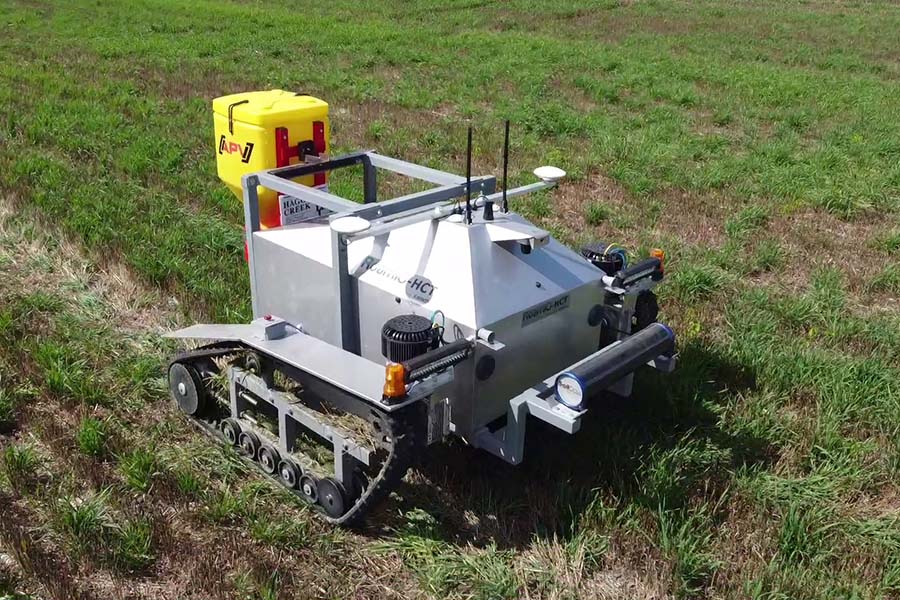 The RoamIO-HCT is an autonomous vehicle created to free up time for farmers. The vehicle helps in cultivating, seeding, weeding, transporting, mowing, soil sampling and data-logging. | Source: Korechi