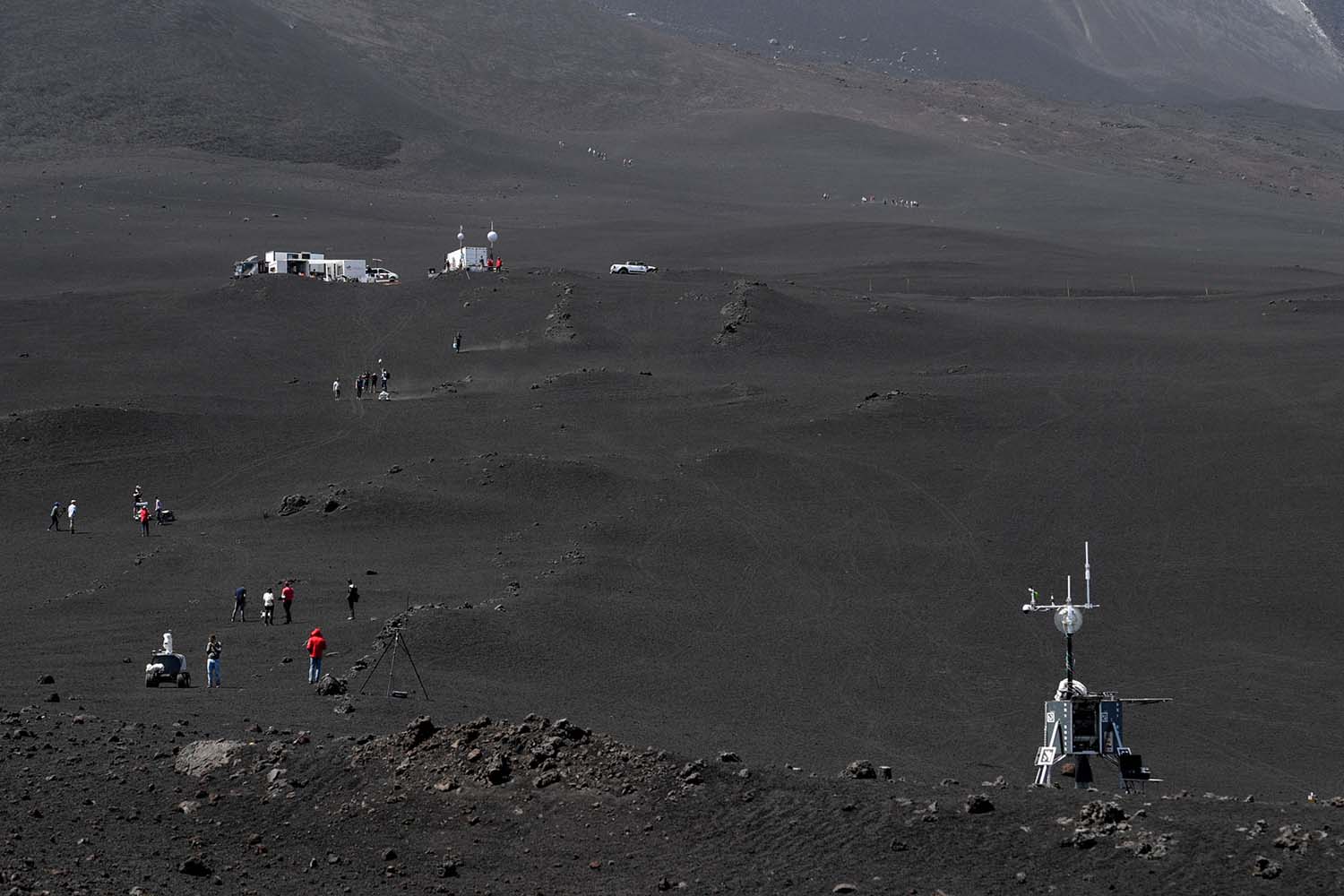 The team's base camp on Mount Etna, where they tested the capabilities of their robots at at altitude of around 2,600 meters. | Souce: DLR