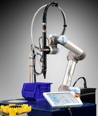 Visumatic-VCM-cobot-scredriving-cell