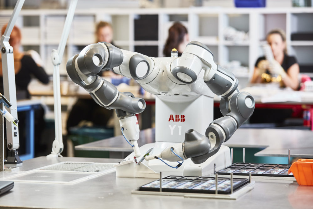 Dutch manufacturer DEONET stays competitive with ABB's YuMi cobot