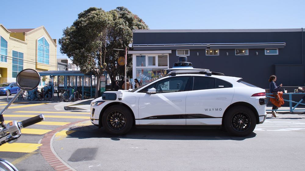 Waymo begins totally driverless robotaxi rides in SF