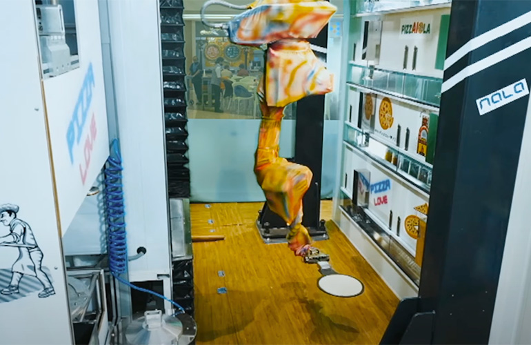 Nala Robotics launches fully autonomous pizzeria robot Pizzaiola - Image