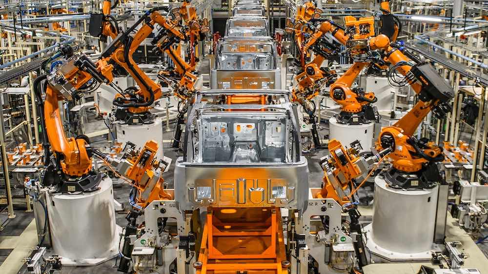 Automotive industry sets employing 1M robots