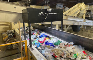 EverestLabs uses RecycleOS and robotics to increase recycling rates.