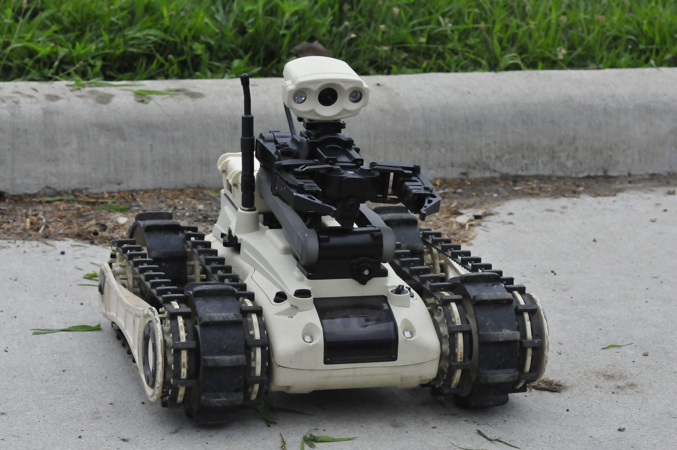 UGV Vendors Take National Security Dispute to Court