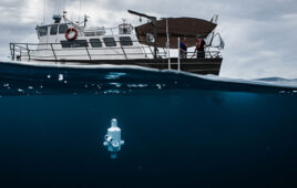 Advanced Navigation's Hydrus micro autonomous underwater vehicle (AUV) deployed.