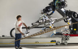 All3 is using robot arms and mobile platforms in construction.