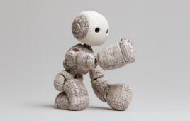 An image of a soft grey robot.
