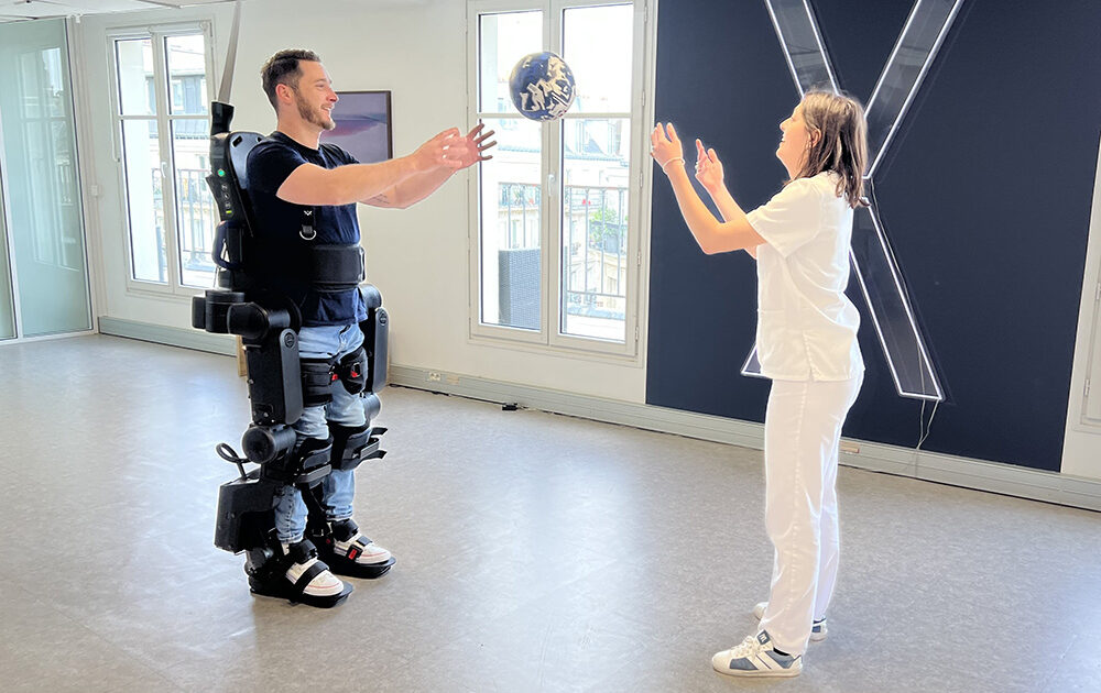 Pudu Robotics launches PUDU D9 humanoid robot - The Robot Report