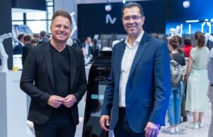 David Reger, founder and CEO of NEURA Robotics and Marco Santos, global CEO of GFT.