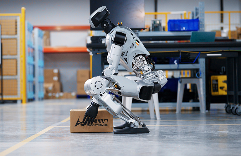 LimX Dynamics launches LimX Oli full-size humanoid robotic LimX Dynamics launches LimX Oli full-size humanoid robotic