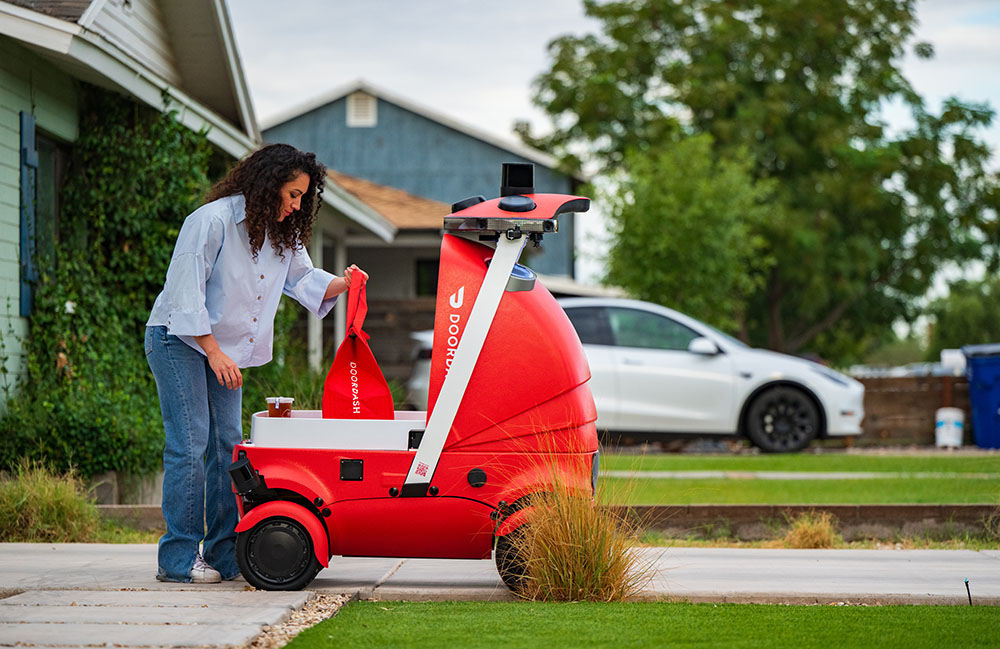 DoorDash unveils Dot, its first commercial autonomous delivery robot - The Robot Report
