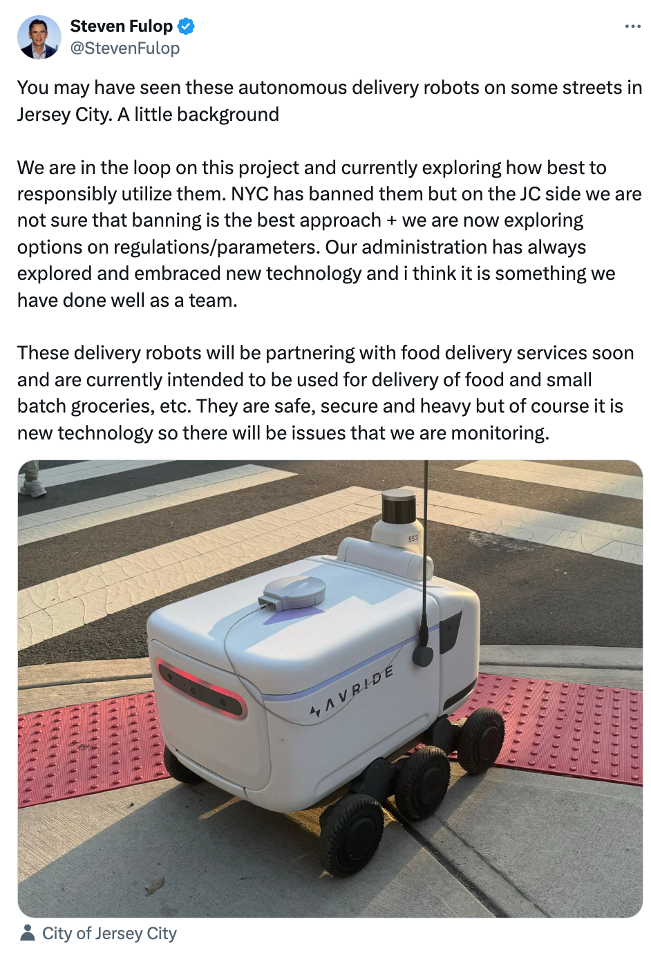 저지시티 시장 스티븐 풀롭(Steven Fulop)은 소셜미디어를 통해 자율배달 프로그램을 조심스럽게 발표하고 있다. 출처: 엑스