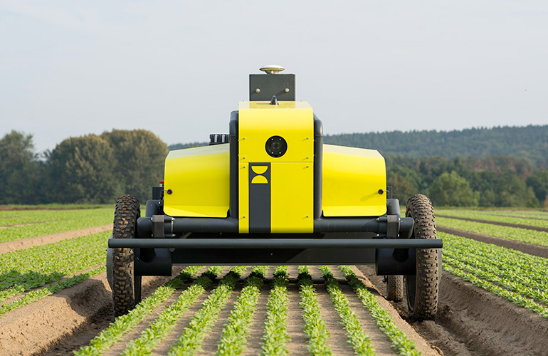 Kilter introduces AX-1 precision weeding robotic