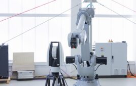 With an accurate robot, the planned path can be executed without manual interaction on the real robot.