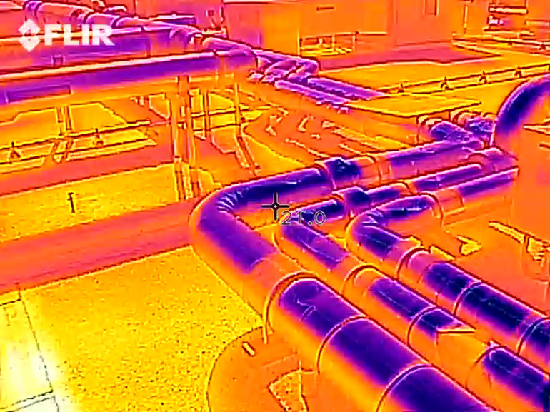 IR image of pipes.