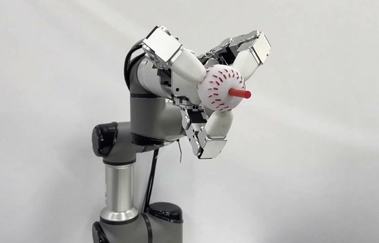 Tesollo's has redesigned its three-finger gripper for industrial applicatins.