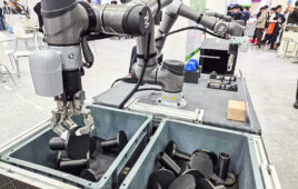 A TM robot arm with a Tesollo three-finger gripper picks from a bin.