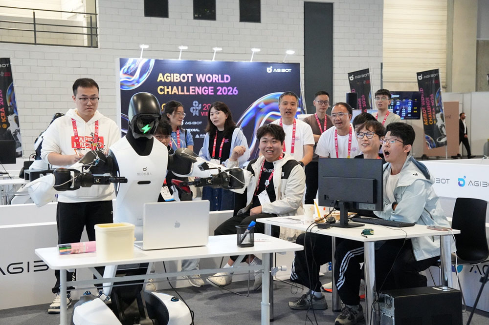With the World Challenge, AGIBOT hoped to contribute to a more practical and reproducible evaluation framework for embodied AI.