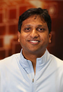 headshot of akash gupta.