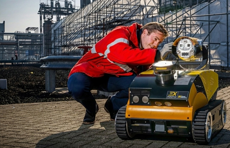 Imagen de la noticia: ExRobotics lanza un robot de inspección con certificación UL para entornos peligrosos (The Robot Report)