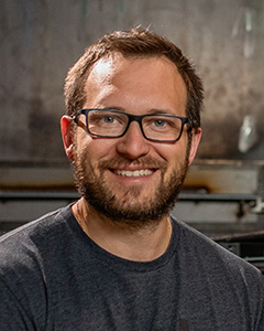 headshot of Andy Lonsberry.