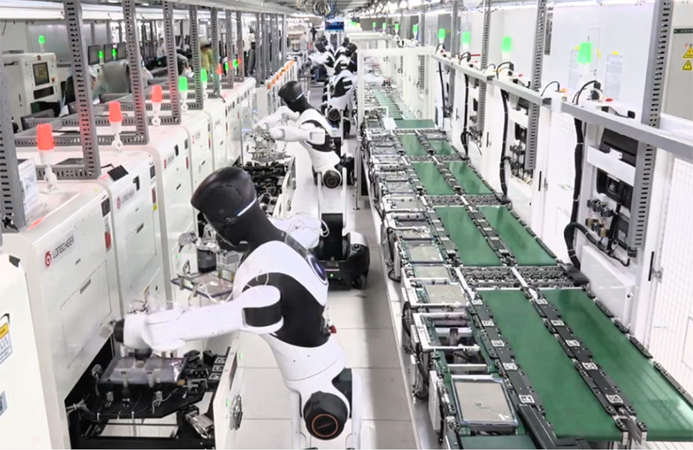 AGIBOT's semi-humanoid robot working in a pilot at Longcheer Technology's Nanchang factory.